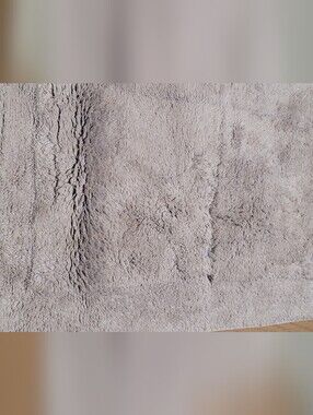 Plush Bath Mat - Light Gray